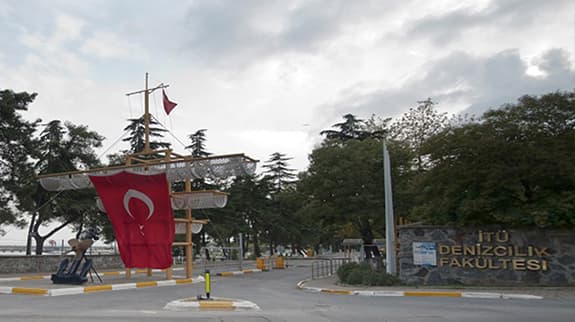 İTÜ Denizcilik Fakültesi'nde havuz dersleri açılmadı