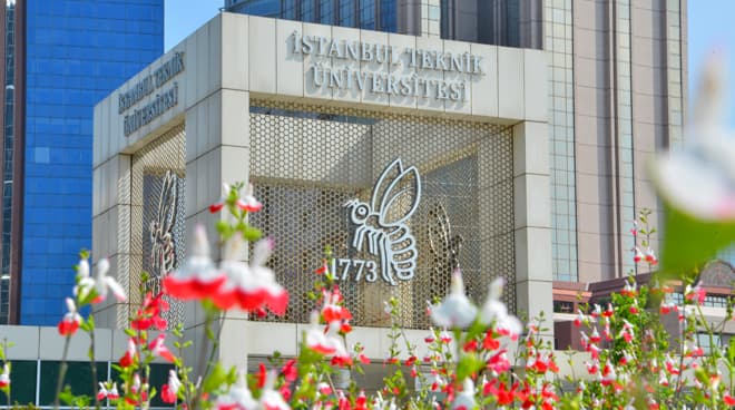 İTÜ, "üstü kapalı hibrit" modelinden vazgeçti: Dersler tamamen uzaktan işlenecek