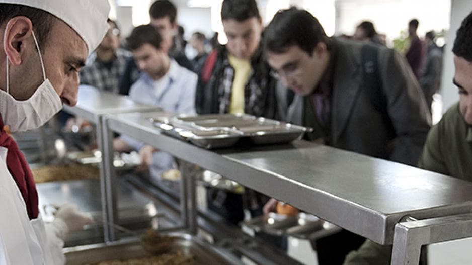 İTÜ öğrencileri özelleştirilen yemekhane hakkında ne düşünüyor?