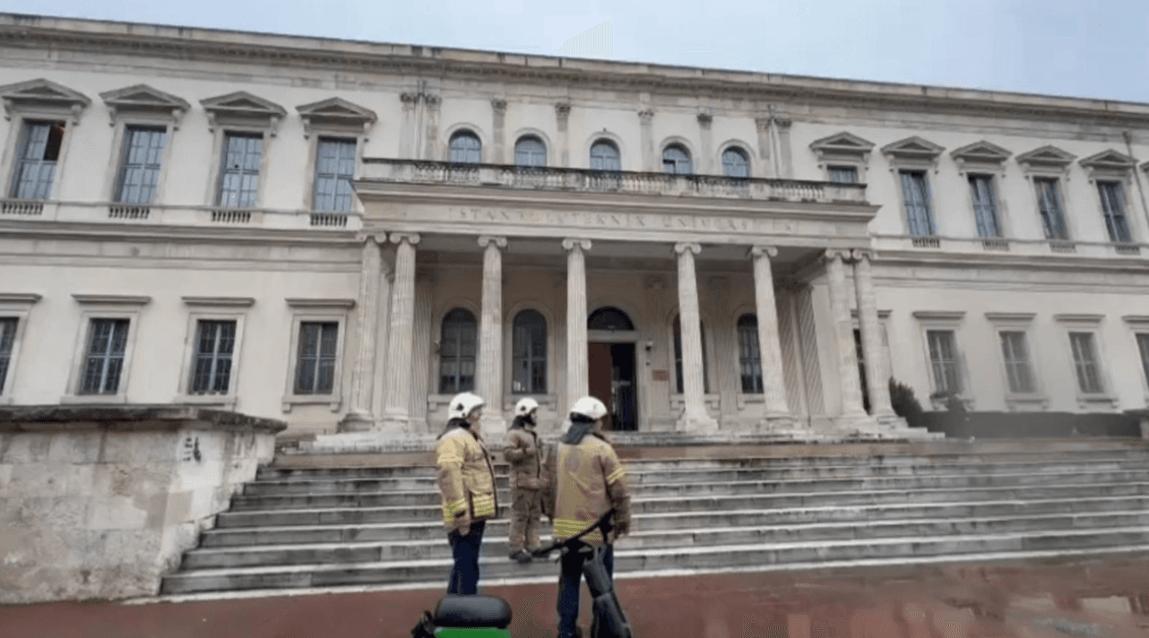 İTÜ Taşkışla Kampüsü'nde yangın: 1 yaralı