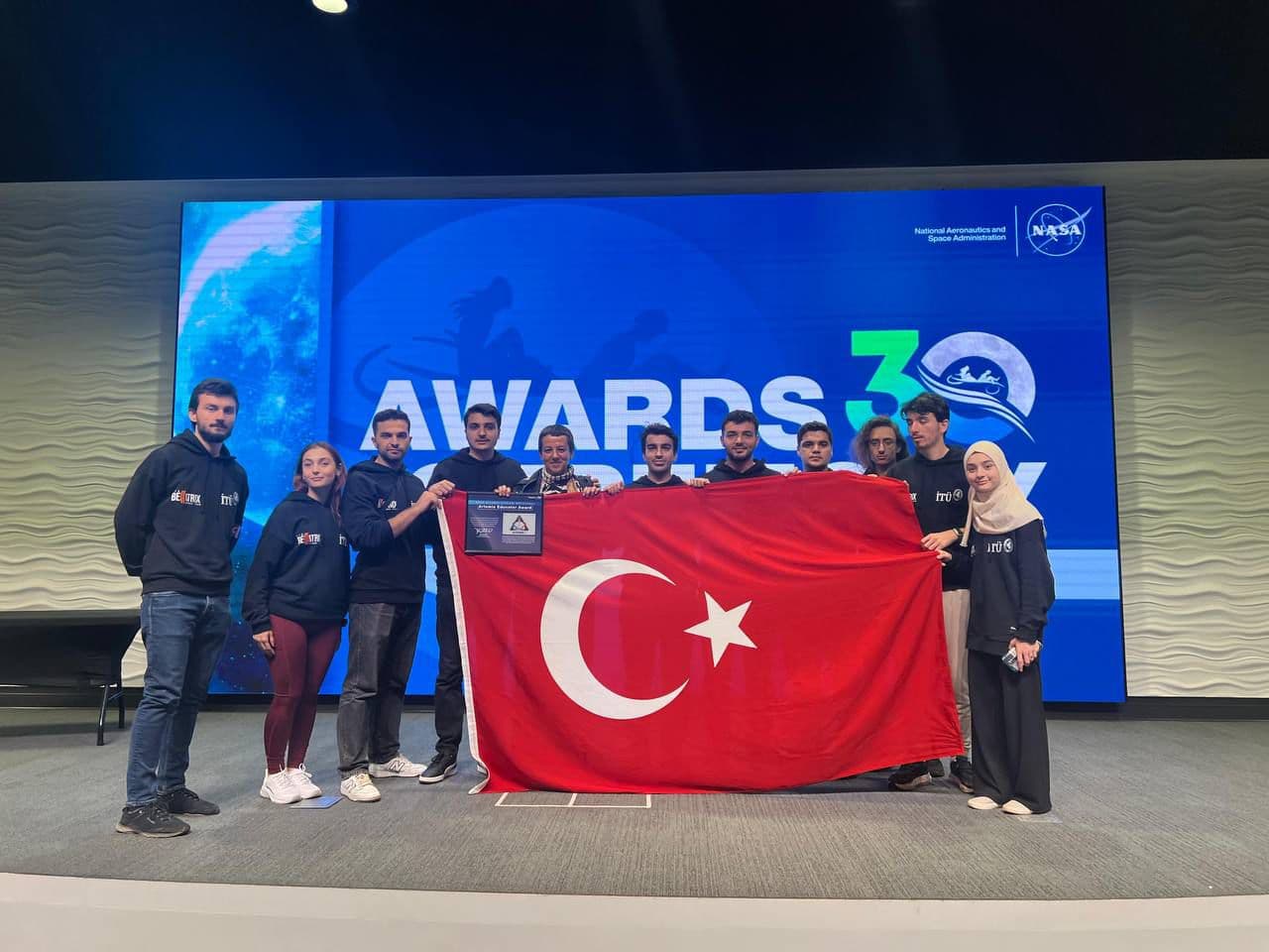 İTÜ Bellatrix Uzay Takımı NASA'dan ödülle döndü