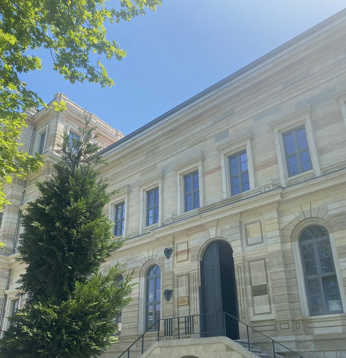 İşletme Fakültesi ve hazırlıkların yeni yerleri belli oldu