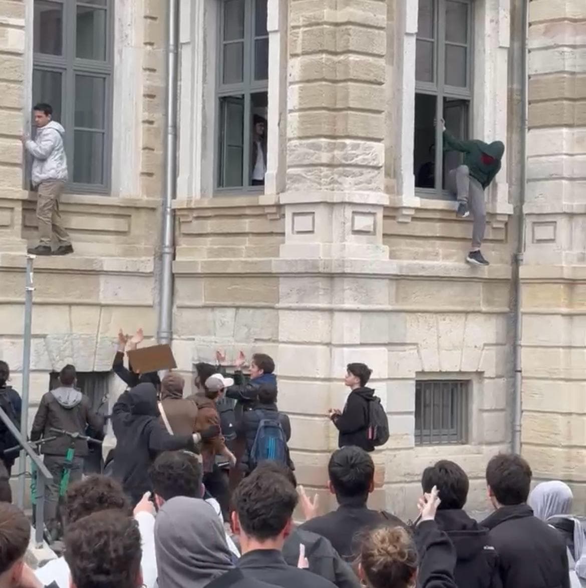 İTÜ'lüler akademik boykota katıldı