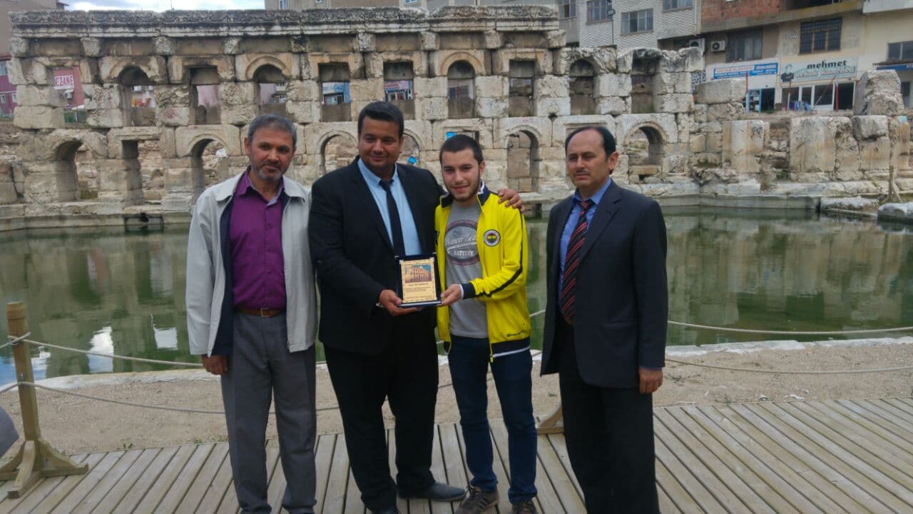 Çocuklar güldükçe aydınlık gelecek