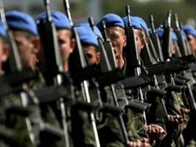 Üniversite öğrencilerine askerlik şoku