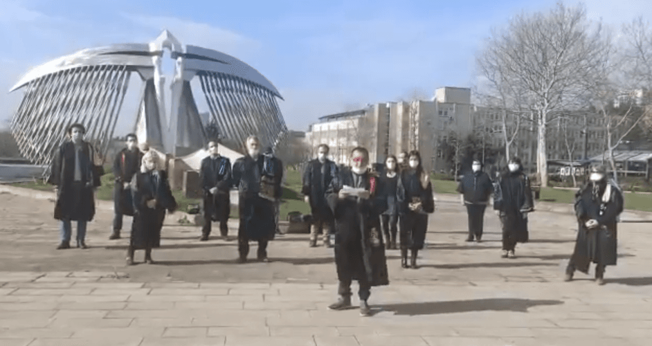 İTÜ'lü Öğretim Üyeleri'nden Boğaziçi Protestoları'na destek