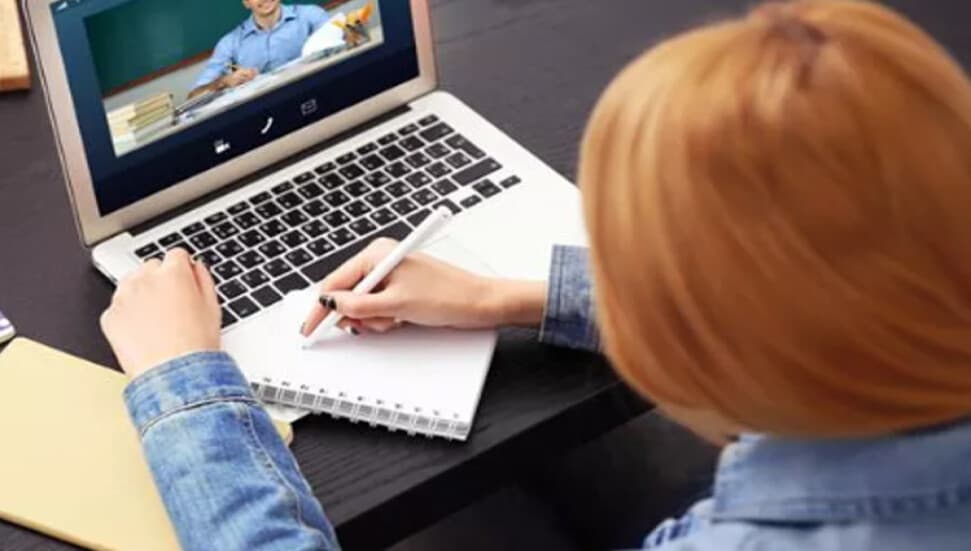 İTÜ Öğrencileri yeni online dönemlerine nasıl başladı?