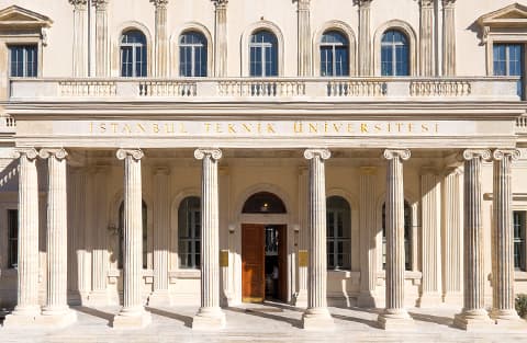 İTÜ'nün 35 yaş üzeri kadın kontenjanından öğrenci alması tepki topladı