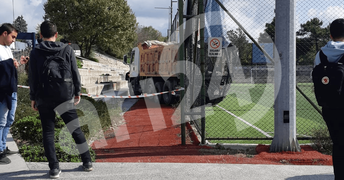 İTÜ'de hafriyat kamyonu kazası: 1 yaralı