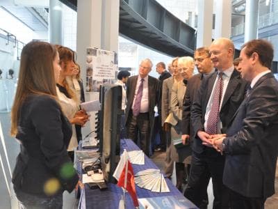 İngiliz Bakan: "İTÜ gibi bir dünya üniversitesinin İngiltere'de kampüs açmasını çok isteriz."