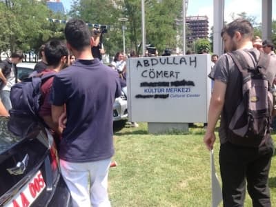 İTÜ'de YÖK Başkanı Protestosu: Kapılar Kilitlendi